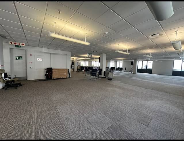 1,563M² OFFICE TO LET IN SANDTON CENTRAL